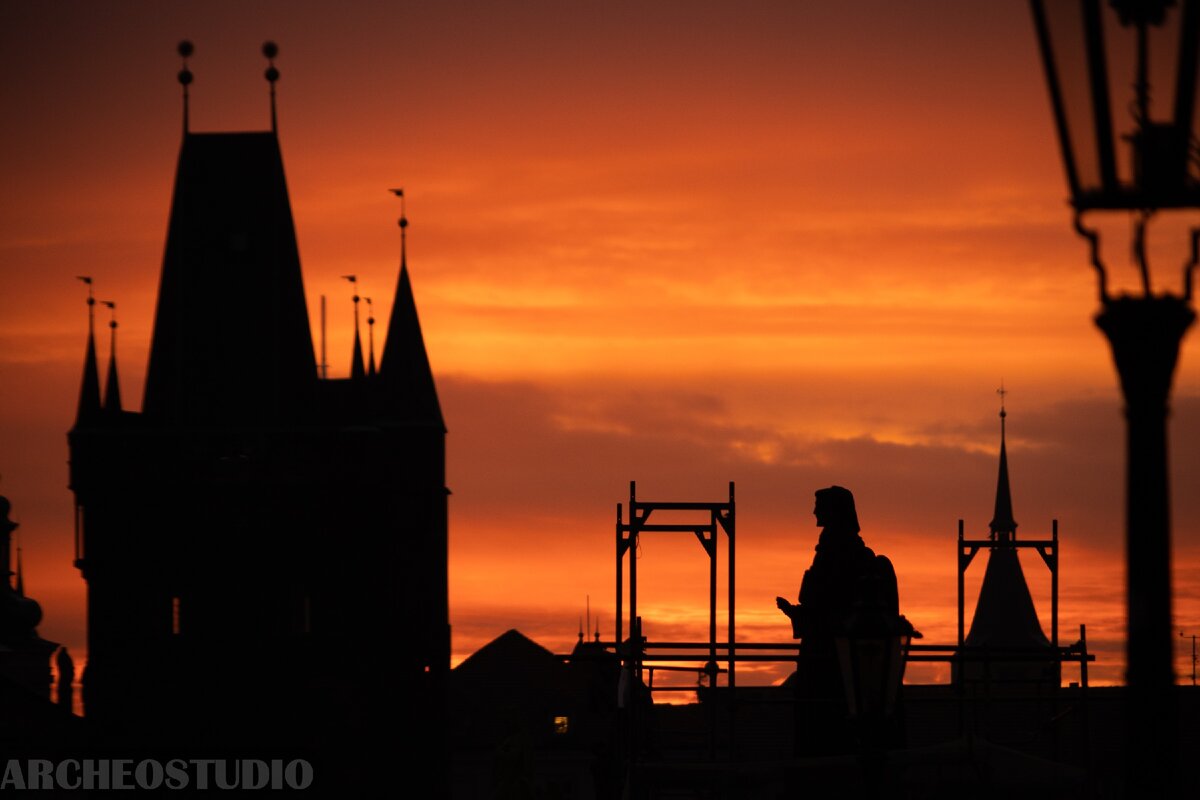 Восход в Праге