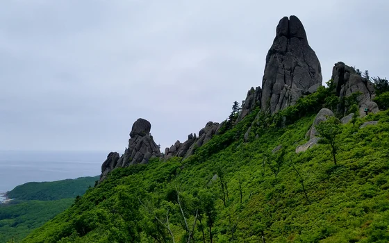 в Долину Атлантов к Чертовому пальцу