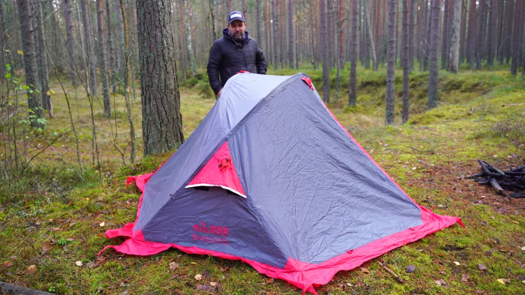 Снежная юбка в палатке Tramp Sarma 2 V2